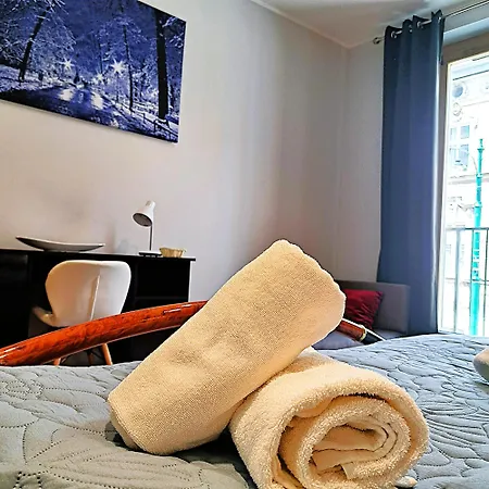 Luxury Modern Apartment *